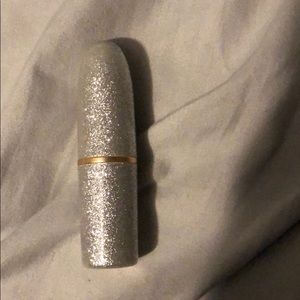 Mac  x Mariah Carey limited edition lipstick